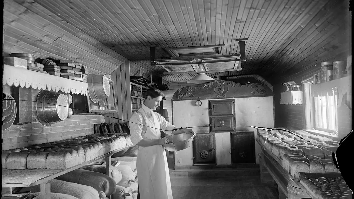 Grouts The Bakers – bakery in Leigh on Sea town centre